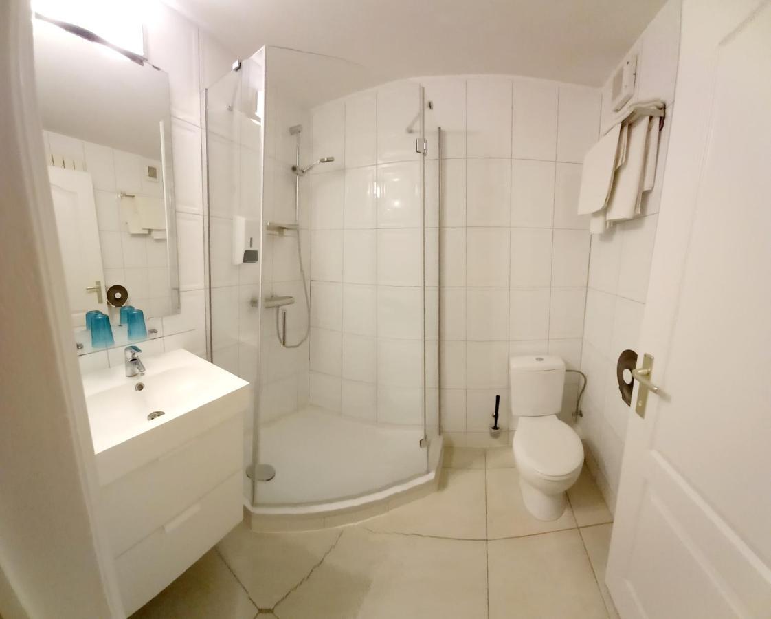 Hebergement Confort Comfortlogies La Fontanella Ла-Рош-ан-Арден Екстер'єр фото